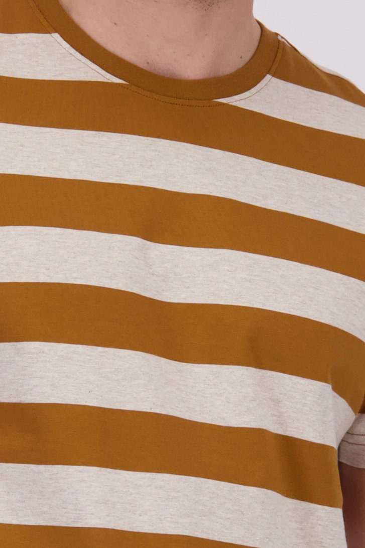 T-shirt à motif rayé marron de Ravøtt pour Hommes