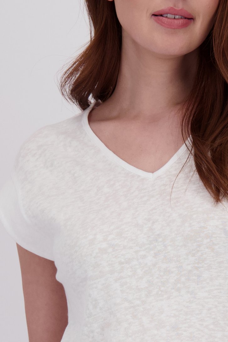 T-shirt blanc à col V de Libelle pour Femmes