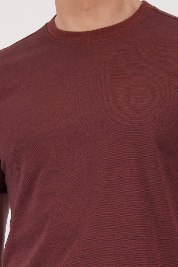 T-shirt marron à fines rayures de Casual Five pour Hommes