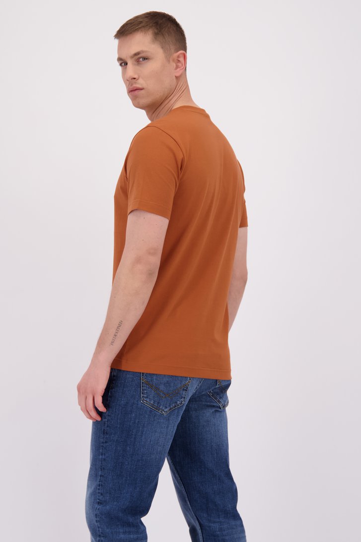 Le dos de T-shirt marron en coton à col en V de Liberty Island pour Hommes