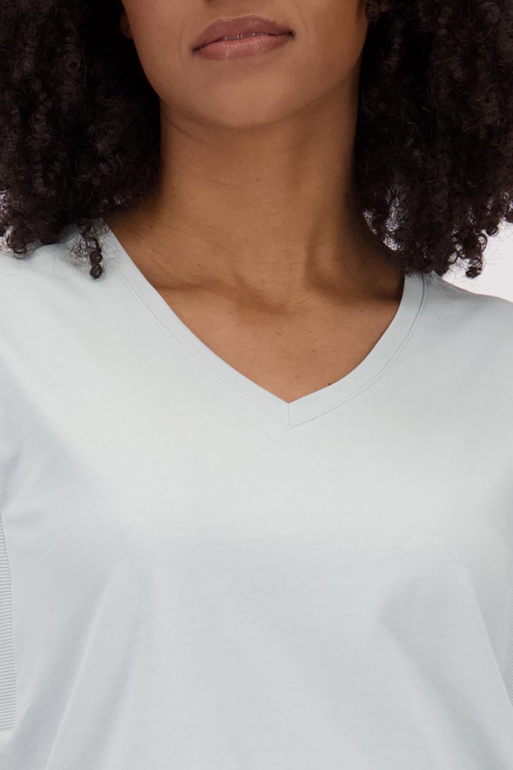 T-shirt pastel turquoise à col en V de Louise pour Femmes
