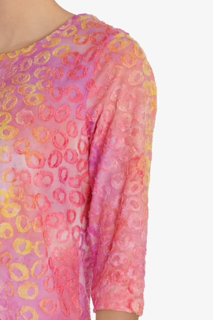 T-shirt rose en tissu texturé de Bicalla pour Femmes