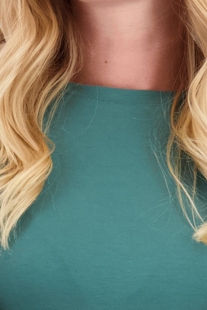 Détail de T-shirt vert foncé à manches 3/4 de Liberty Loving nature pour Femmes