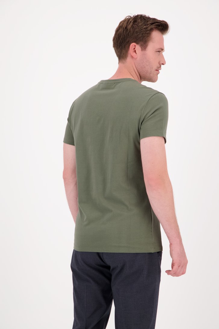 T-shirt vert olive à col en V de Casual Friday pour Hommes