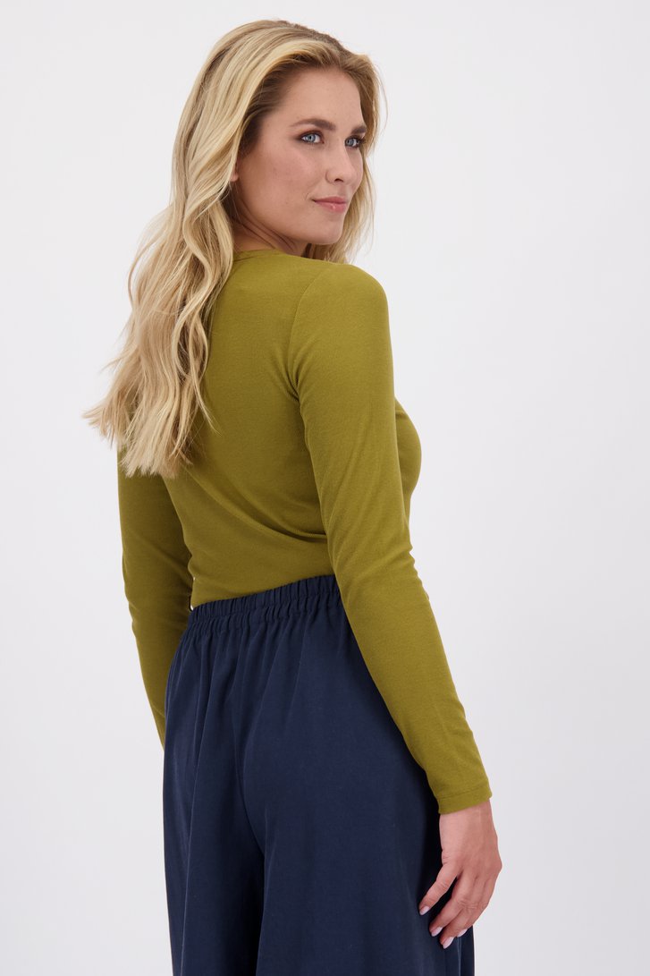 Le dos de T-shirt vert olive à manches longues de Libelle pour Femmes