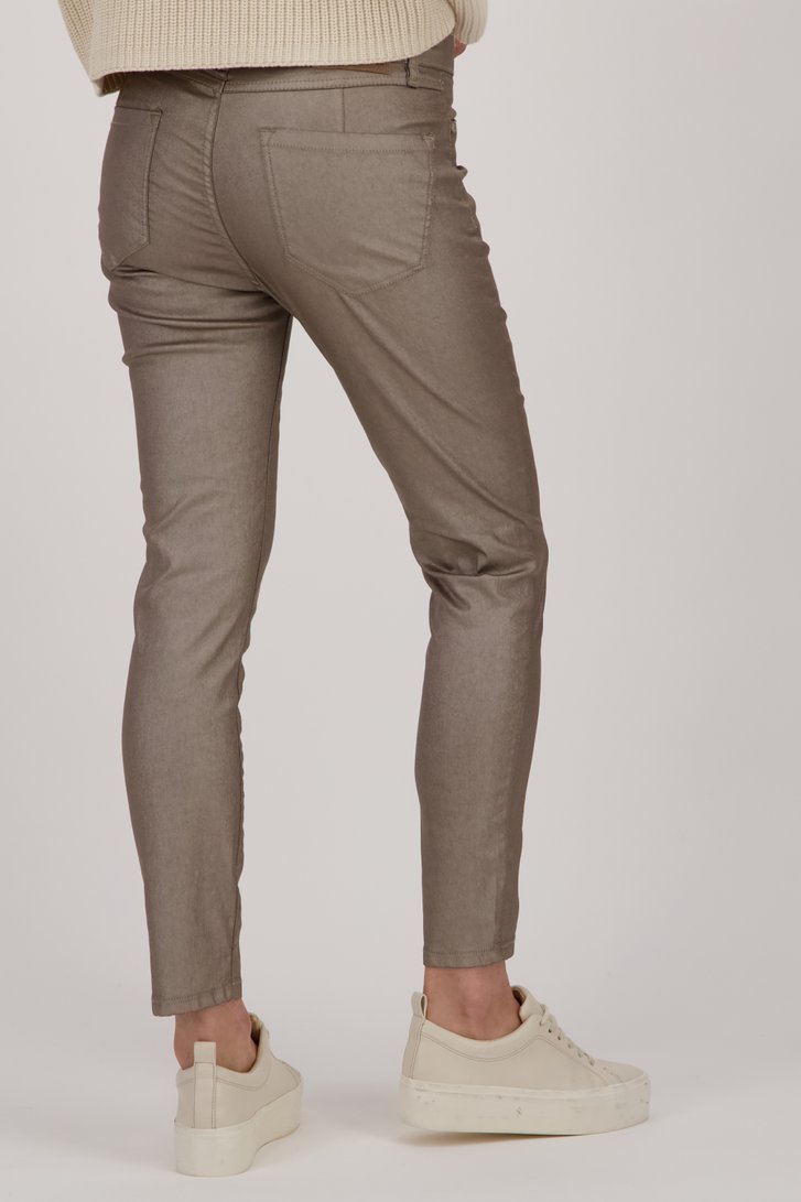 Taankleurige broek met coating - Slim fit van Opus voor Dames