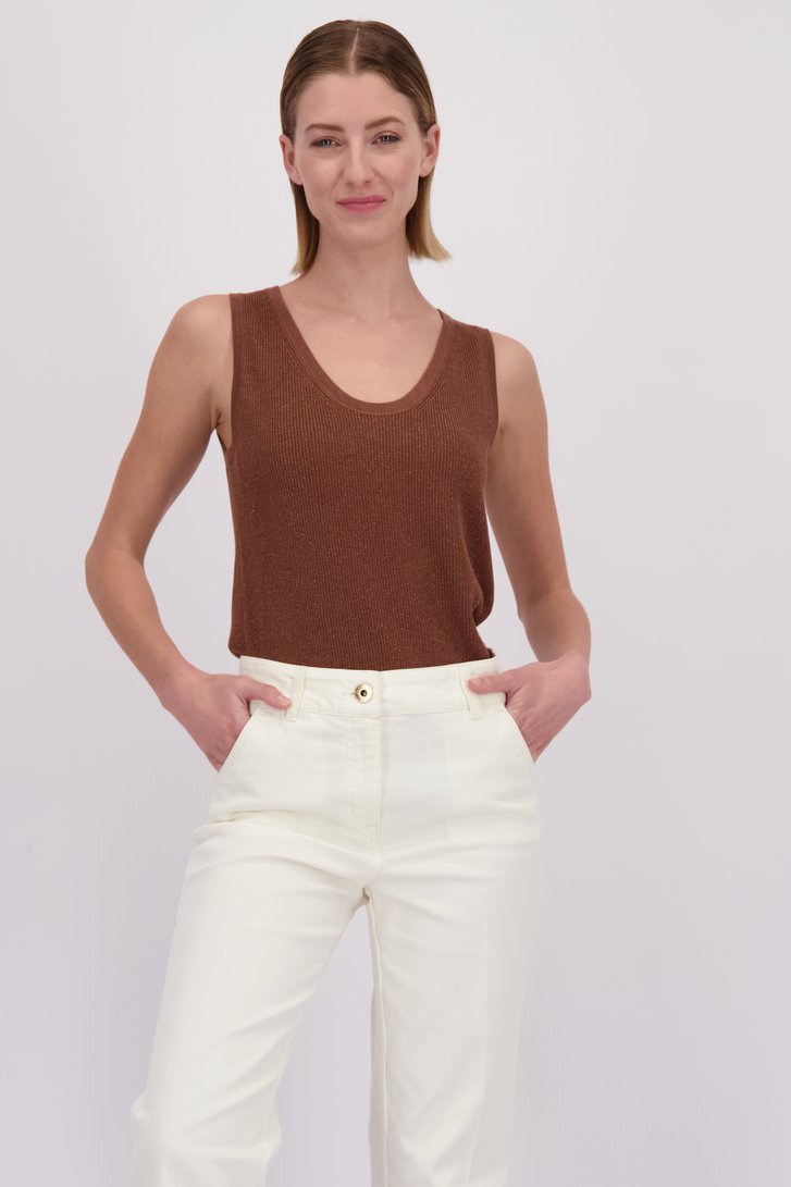 Le devant de Top en maille marron de D'Auvry pour Femmes