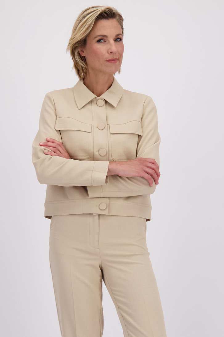 Le devant de Veste beige de Claude Arielle pour Femmes