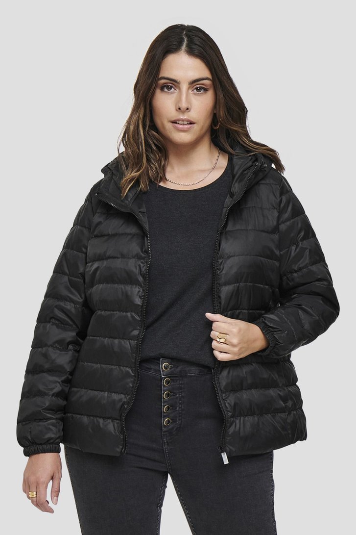 Veste matelassée noire de Only Carmakoma pour Femmes