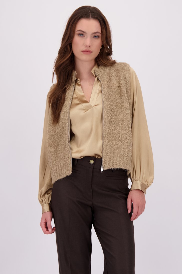 Le devant de Veste sans manches beige en teddy de Geisha pour Femmes