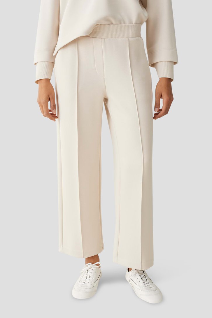 Voorkant van Wijde beige broek in sweatstof door Opus voor Dames