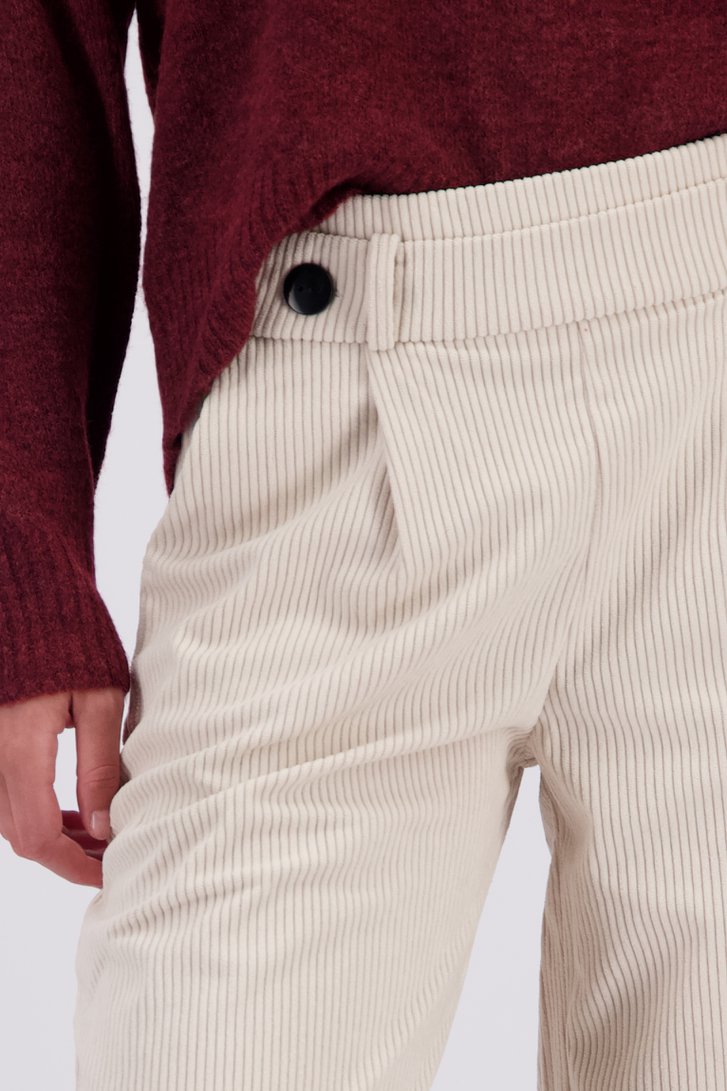 Detail van Wijde beige corduroy broek door JDY voor Dames