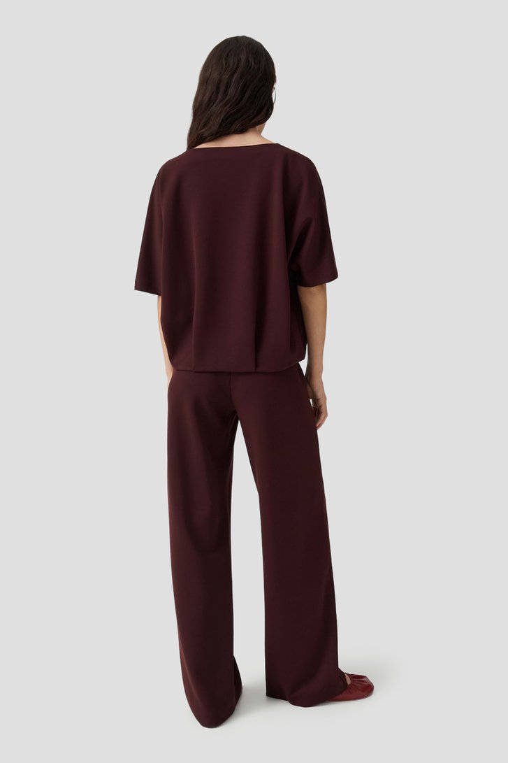 Achterkant van Wijde bordeaux broek met elastische taille door Opus voor Dames