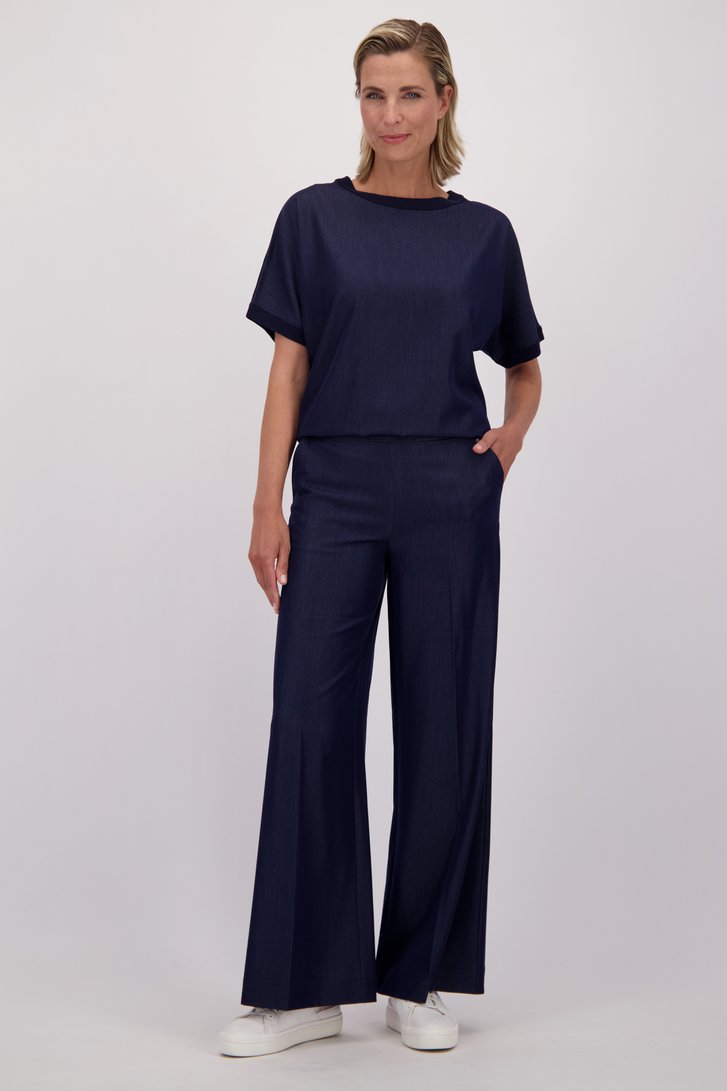 Voorkant van Wijde broek in denim look door Claude Arielle voor Dames