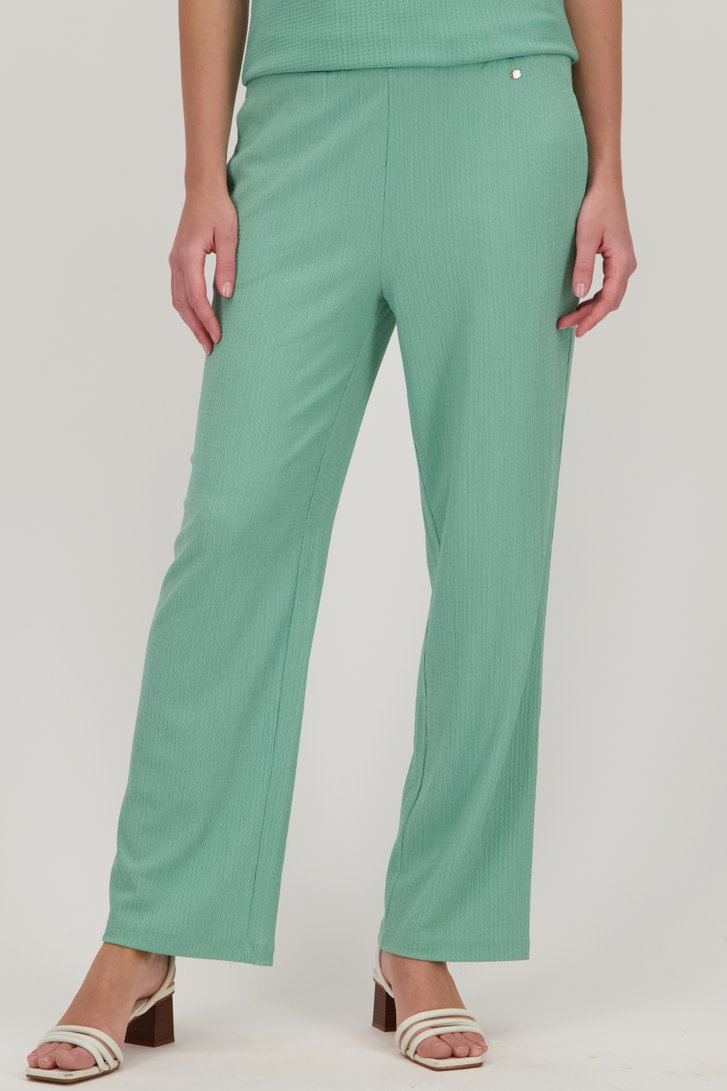 Wijde groene broek met fijne textuur van Claude Arielle voor Dames