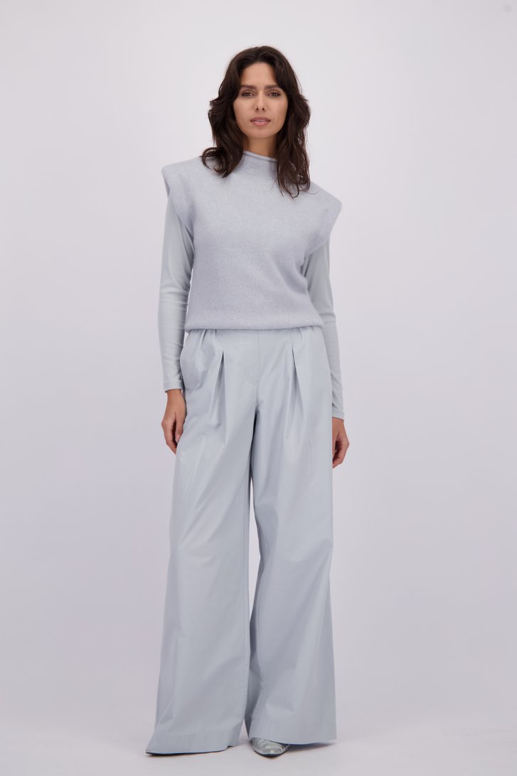 Extra foto 1 van Wijde lichtblauwe broek door Louise voor Dames