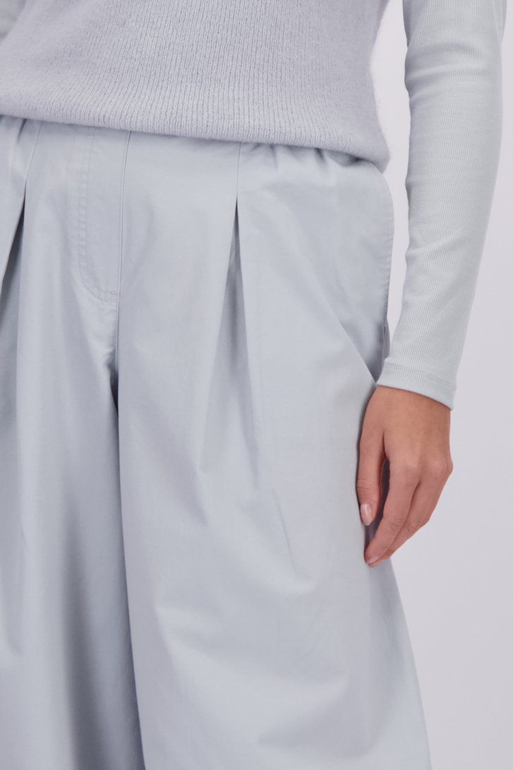 Extra foto 3 van Wijde lichtblauwe broek door Louise voor Dames