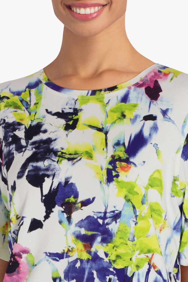 Goed Cerebrum Versnel Wit T-shirt met felgekleurde bloemenprint van Bicalla | 9718184 | e5