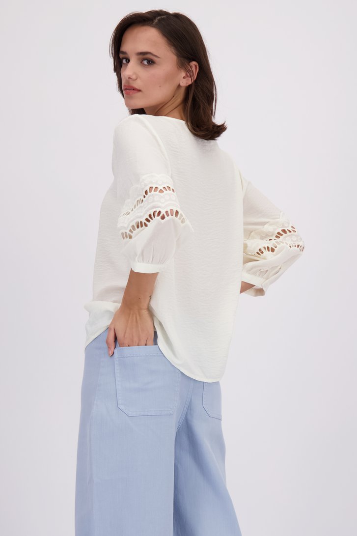Achterkant van Witte blouse in elegante crinckle stof door JDY voor Dames