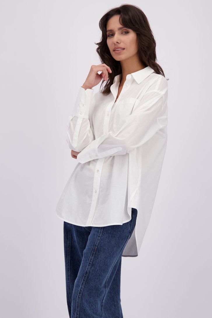 Voorkant van Witte blouse  door Louise voor Dames