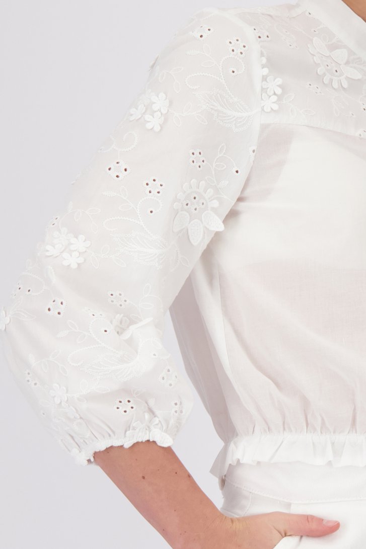 Witte blouse met geborduurd bloemenmotief van More & More voor Dames