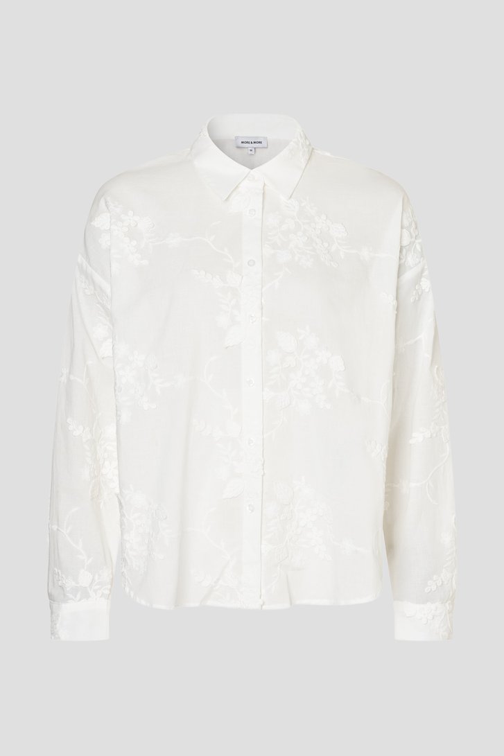 Productfoto 1 van Witte blouse met geborduurde bloemen door More & More voor Dames