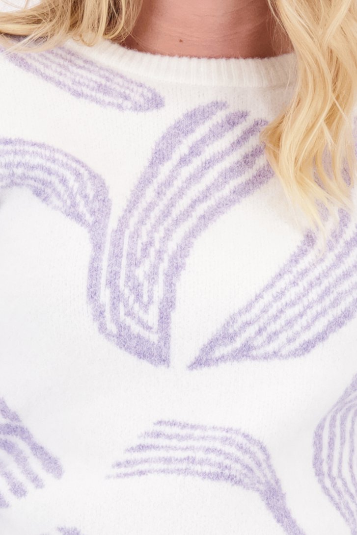 Detail van Witte trui met paars motief door Liberty Loving nature voor Dames