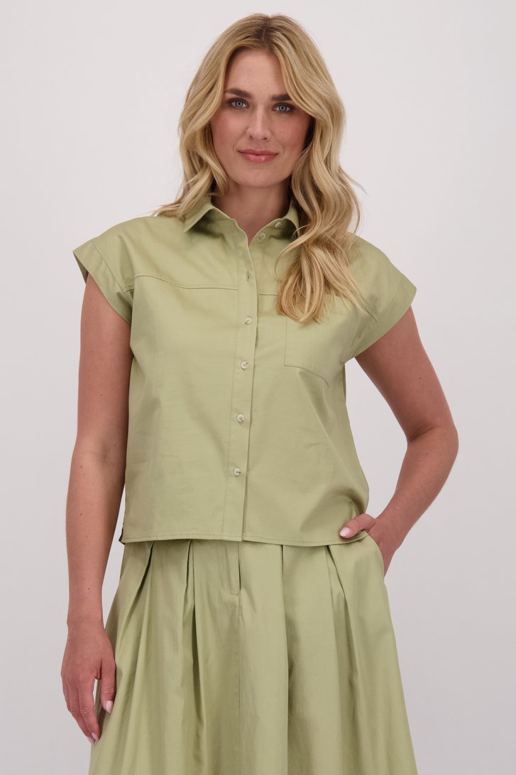 Voorkant van Zachtgroene blouse met korte mouwen door Libelle voor Dames