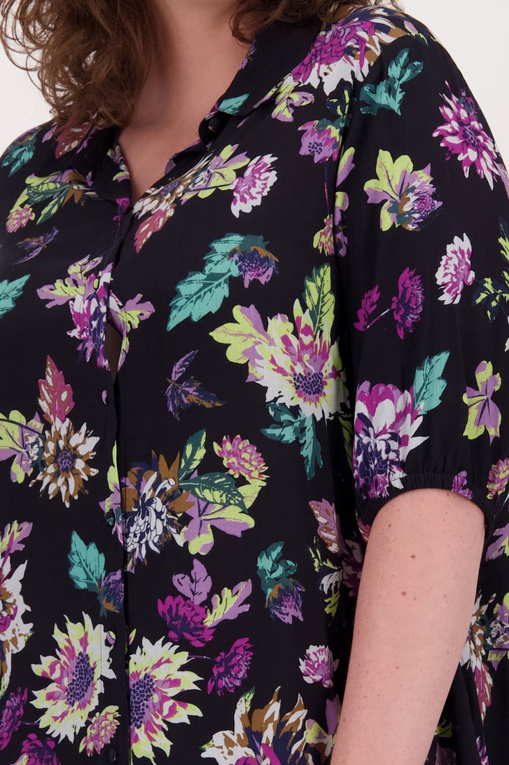 Zwart kleedje met kleurrijke bloemenprint van Only Carmakoma voor Dames