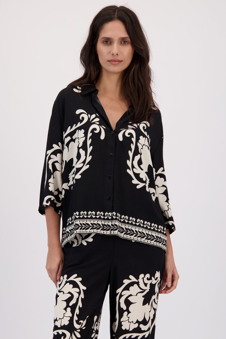 Voorkant van Zwarte blouse met lichtbeige print  door JDY voor Dames