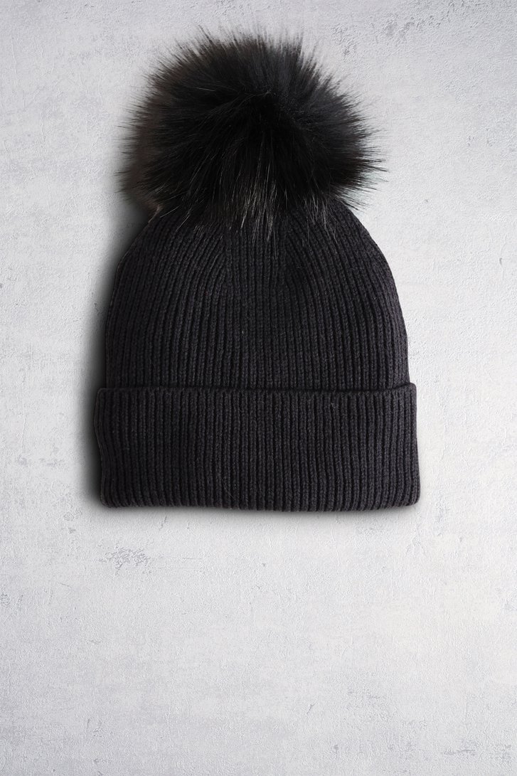 Voorkant van Zwarte muts met pompon door Liberty Island voor Dames