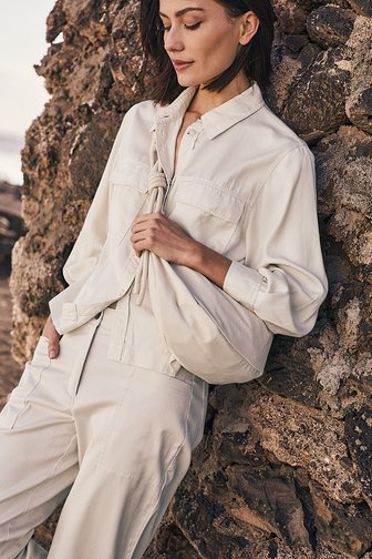 Beige blouse met borstzakken van Opus voor Dames