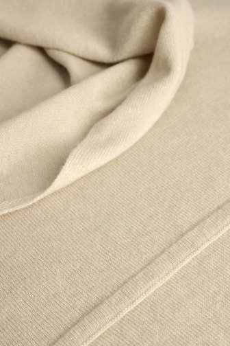 Voorkant van Beige sjaal met wol en kasjmier door D'Auvry Studio voor Dames