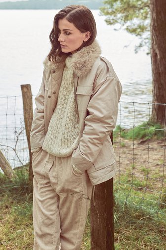 Louise Beige winterjas met cargo details