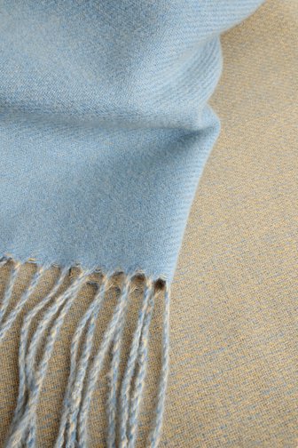 Voorkant van Blauw-beige sjaal door Liberty Island voor Dames