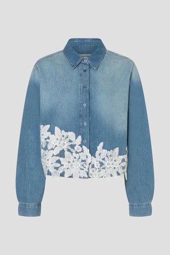 Voorkant van Blauwe jeansblouse met kant door More & More voor Dames