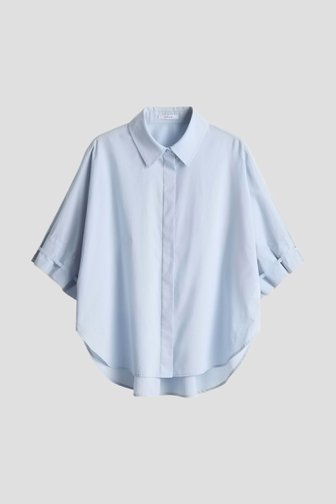 Le devant de Blouse bleu clair à manches courtes de Opus pour Femmes