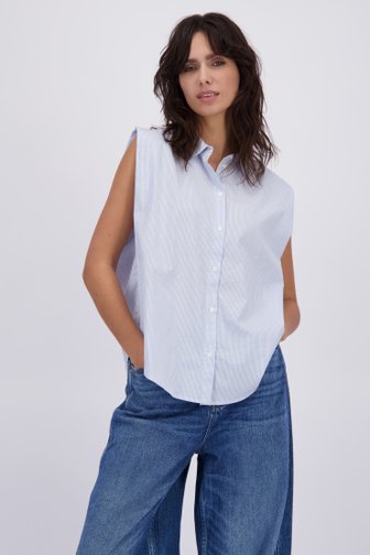 Le devant de Blouse sans manches bleu clair de Pieces pour Femmes