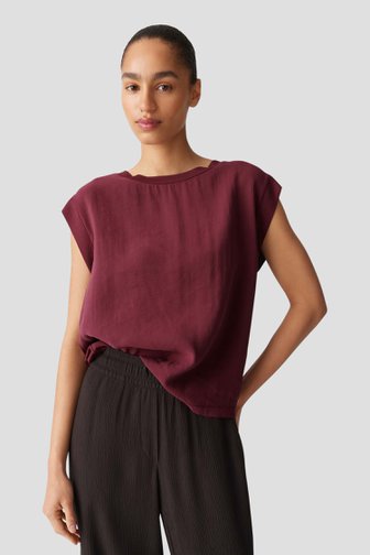 Voorkant van Bordeaux T-shirt met stofmix  door Opus voor Dames