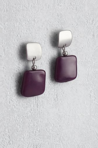 Le devant de Boucles d’oreilles avec perles violettes de Libelle pour Femmes