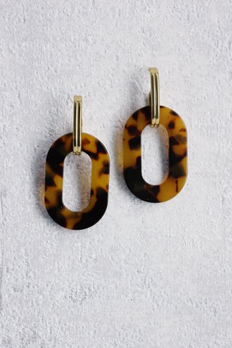 Le devant de Boucles d’oreilles beige et brunes à motif écaille de Liberty Island pour Femmes