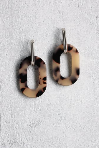 Le devant de Boucles d’oreilles beige et noires à motif écaille de Liberty Island pour Femmes