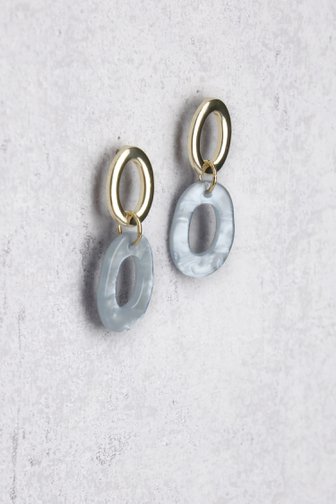 Le devant de Boucles d’oreilles dorées avec pendentif bleu  de Liberty Island pour Femmes