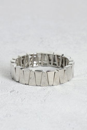 Le devant de Bracelet élastique argenté de Liberty Island pour Femmes