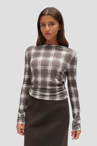 Voorkant van Bruine T-shirt met geruit motief en lange mouwen  door Opus voor Dames