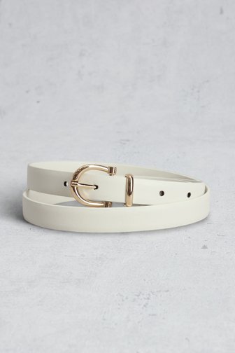 Le devant de Ceinture blanche fine à boucle dorée de Liberty Island pour Femmes