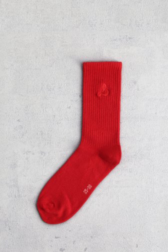 Le devant de Chaussettes mi-hautes rouges de Louise pour Femmes