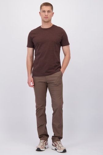 Le devant de Chino brun sable de Liberty Island pour Hommes