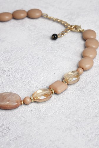 Le devant de Collier avec perles beiges de Liberty Island pour Femmes