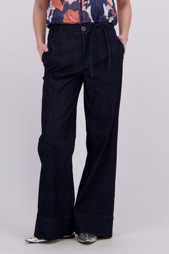 Voorkant van Donkerblauwe jeansbroek met wijde pijpen door Geisha voor Dames